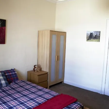 Edinburgh City Centre Guesthouse Apartment-2