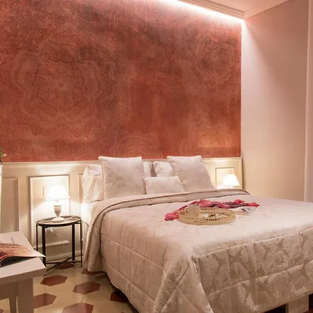 Pistoia Inn - Downtown'S Charming Rooms-3