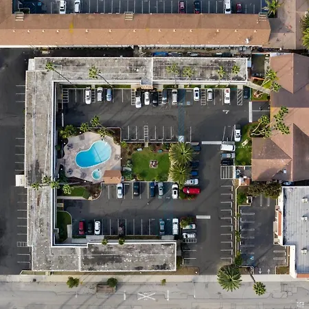Vagabond Inn Ventura-3