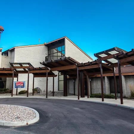 Fairbridge Inn, Suites & Outlaw Conference Center - Kalispell-2