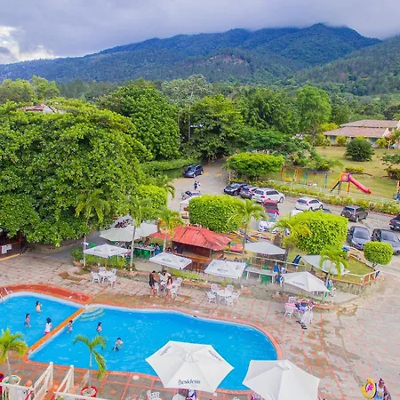 Jarabacoa River Club & Resort-3