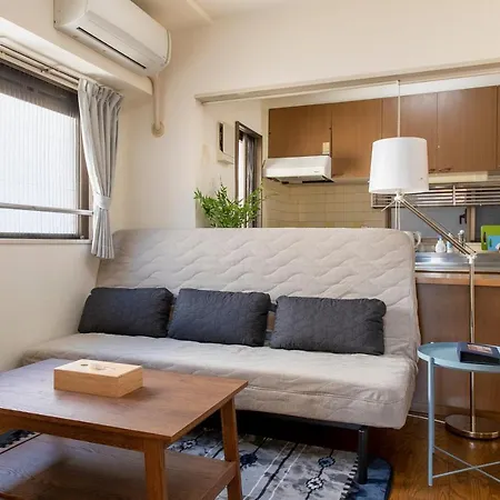 Uhome Akihabara Apartment 3-3