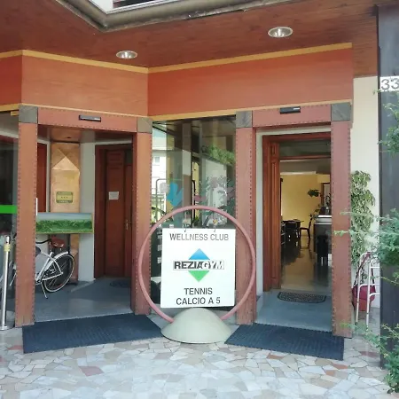 Hotel Rezia Valtellina-3