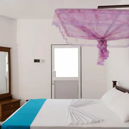 Kandyan White Holiday Homes-2