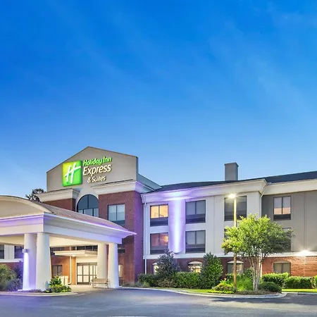 Holiday Inn Express & Suites - Hardeeville-Hilton Head By Ihg-3