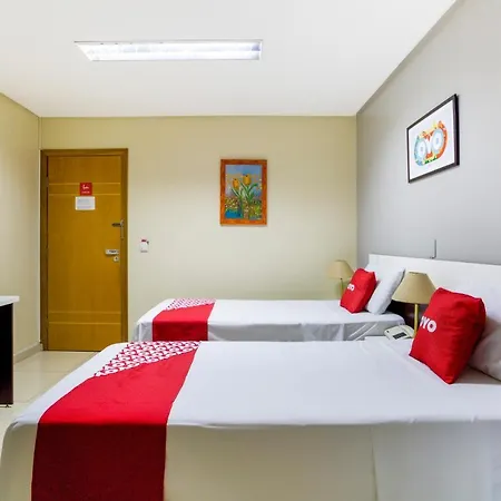 OYO Hotel Via Universitária, Anápolis-3