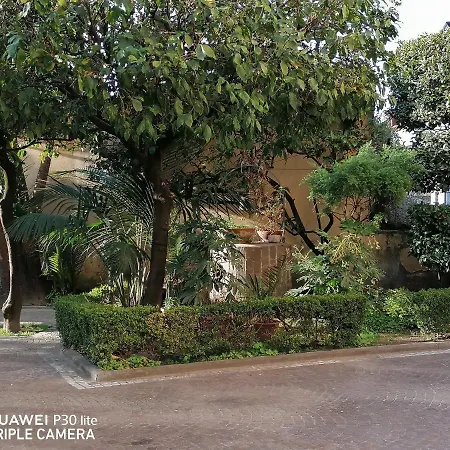 Hotel Giardino Degli Aranci-2