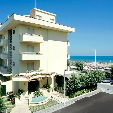 Hotel Brig Fronte Mare Nuova Gestione-3