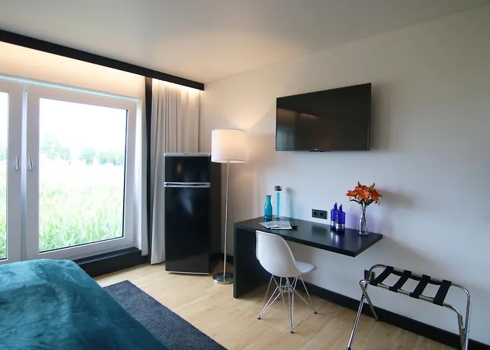 Hotels in Kurnach