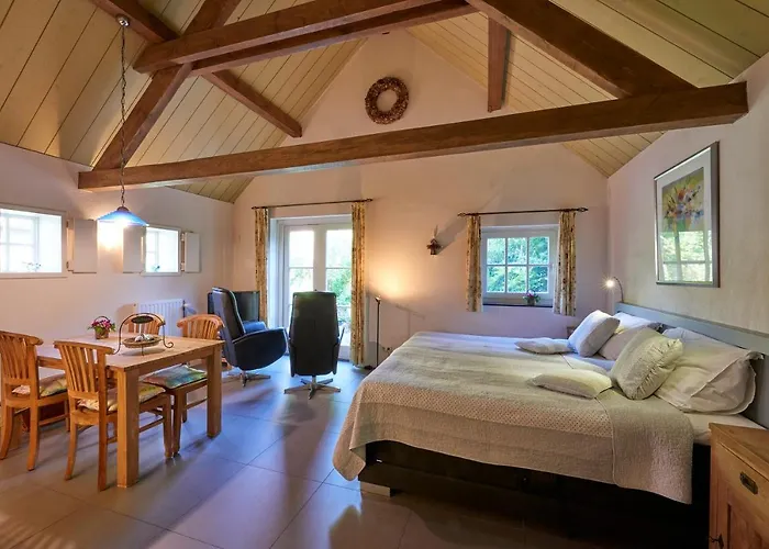 Huys en Hoff Aen Den Haspel Bed and Breakfast Oirschot