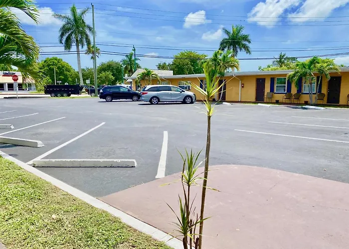 Glades Motel - Naples
