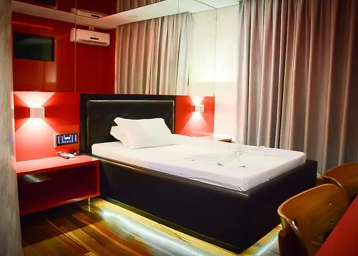 Motel Sunny Day Contagem
