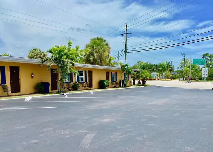 Glades Motel - Naples