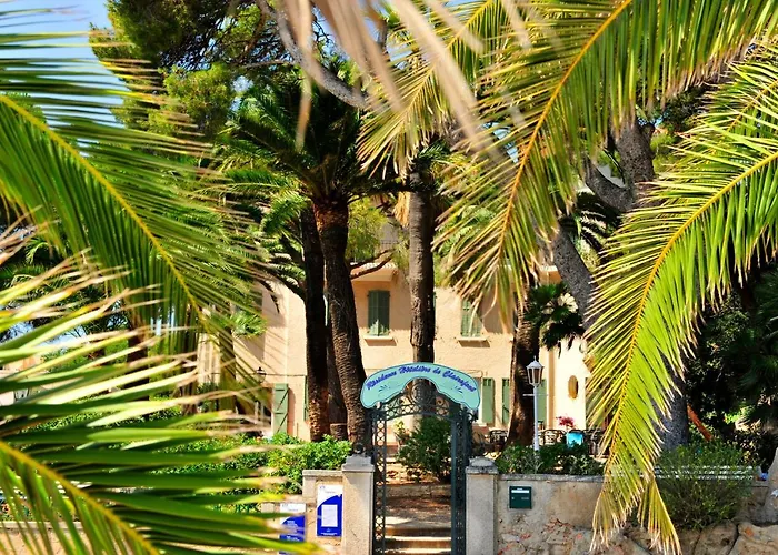 Hotel VTF Clairefont à Bandol