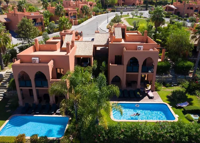 Hotéis em Armação de Pêra