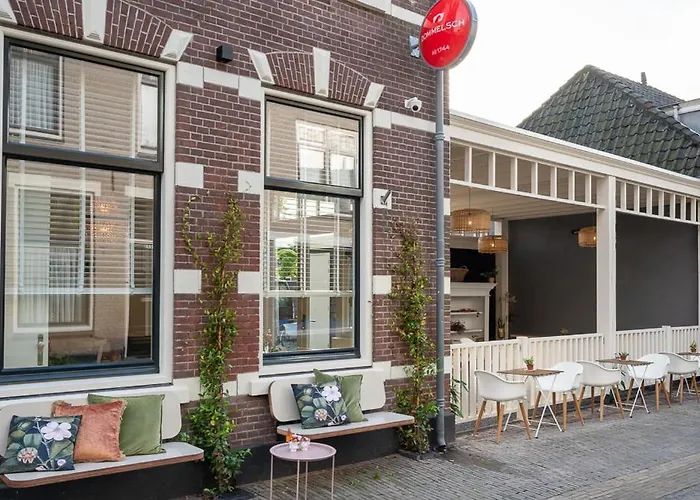 Alphen aan den Rijn Hotels