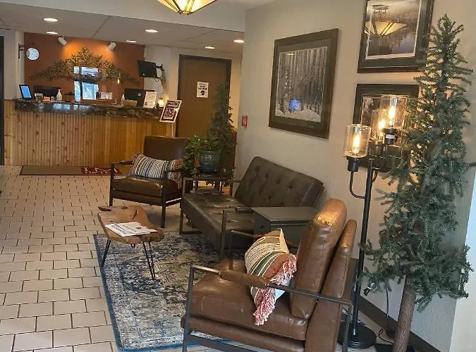 Deer River Hotels