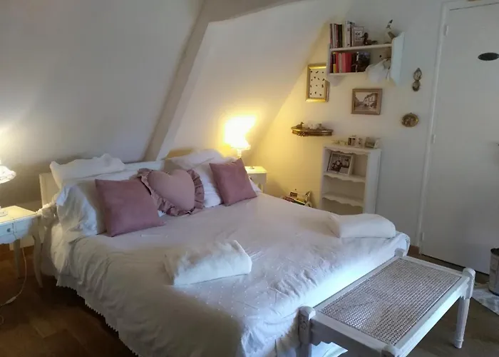 Chambre D'Hotes Sophie Cite Des Peintres Honfleur