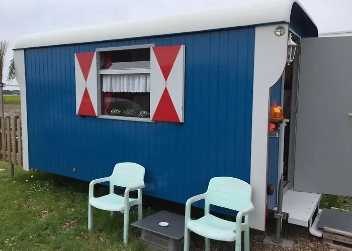 B&B boerderij rust, in pipowagens! Den Helder