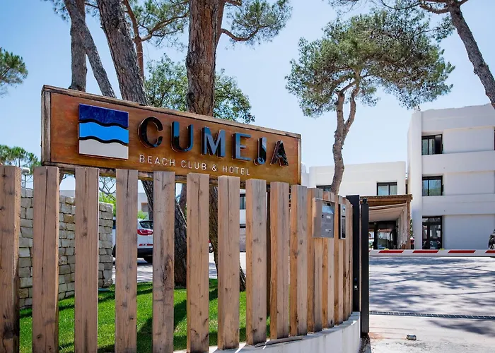 Cumeja Beach Club & Hotel Baia Domizia