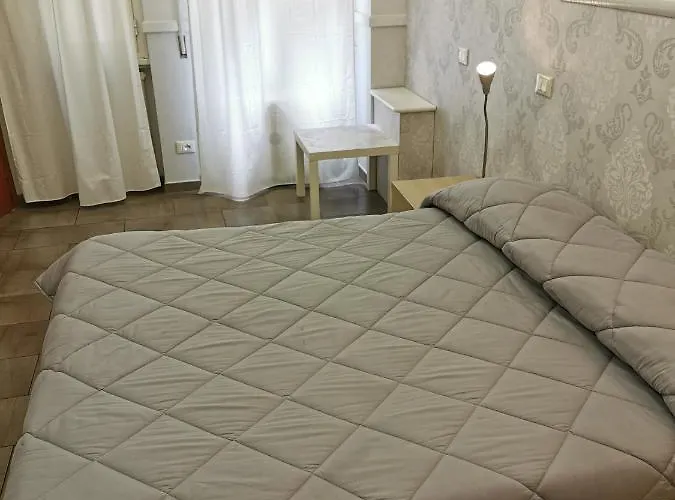 Bed And Breakfast Piramide Roma