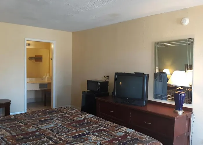 Rest Inn - Extended Stay, I-40 Airport, Wedding & Event Center Amarillo