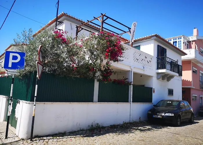 Caparica Surf Villa