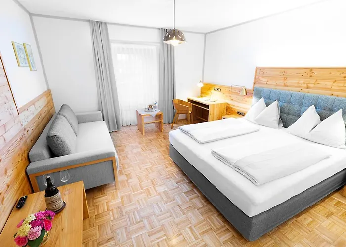 Hotels in Langenwang