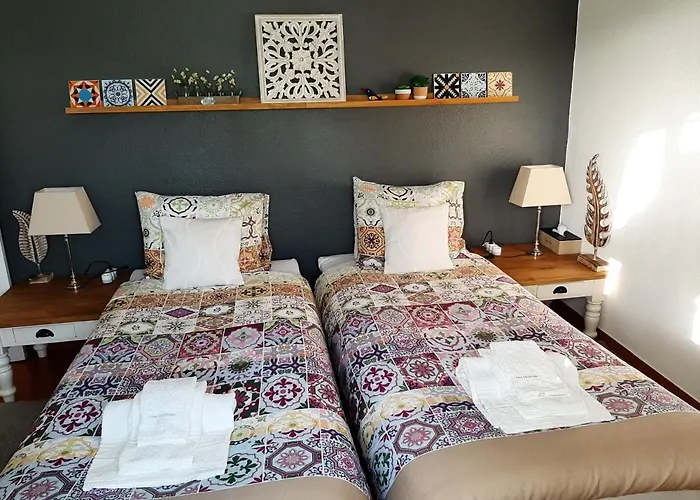 Casa Coloridos Acomodação com café da manhã Óbidos
