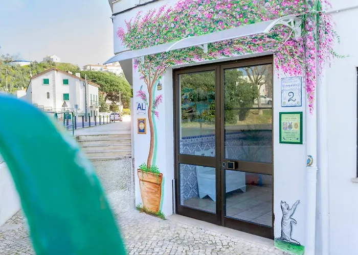 Paz & Amor Guest House - Peace & Love Nazaré