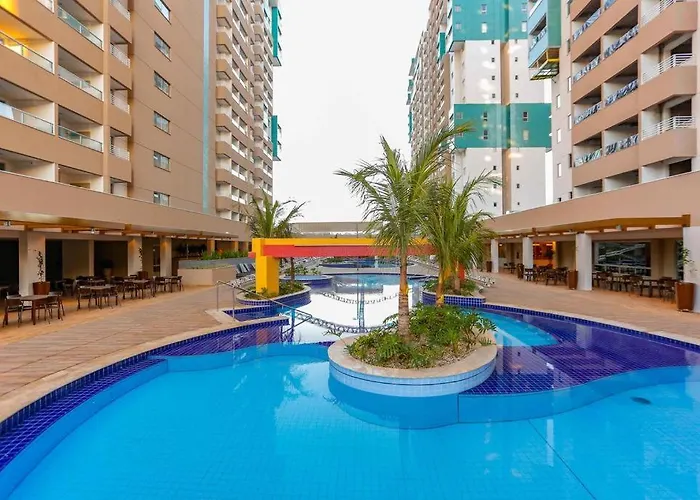 Flat em Olímpia em frente ao Park Hotel
