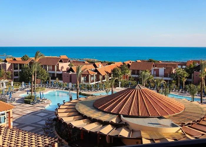 Hotels in Alaminos