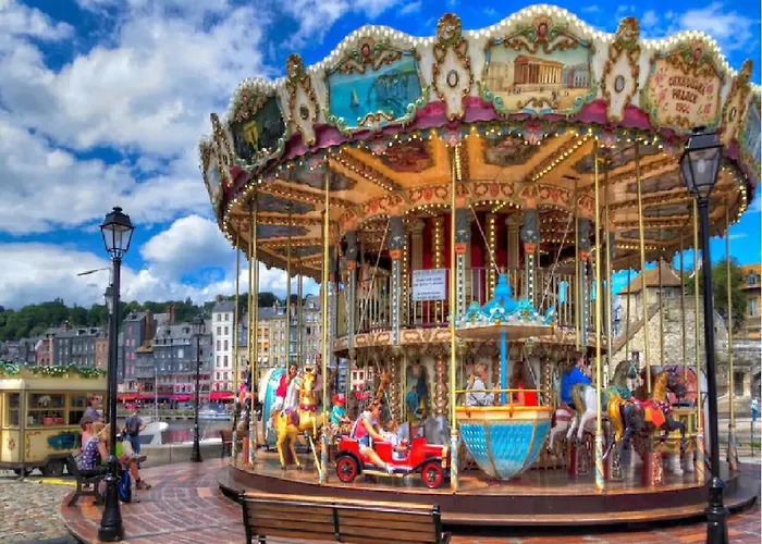 Le FleurHon 11 d'Honfleur, T2 en Résidence avec Piscine, WIFI et Parking gratuits Équemauville