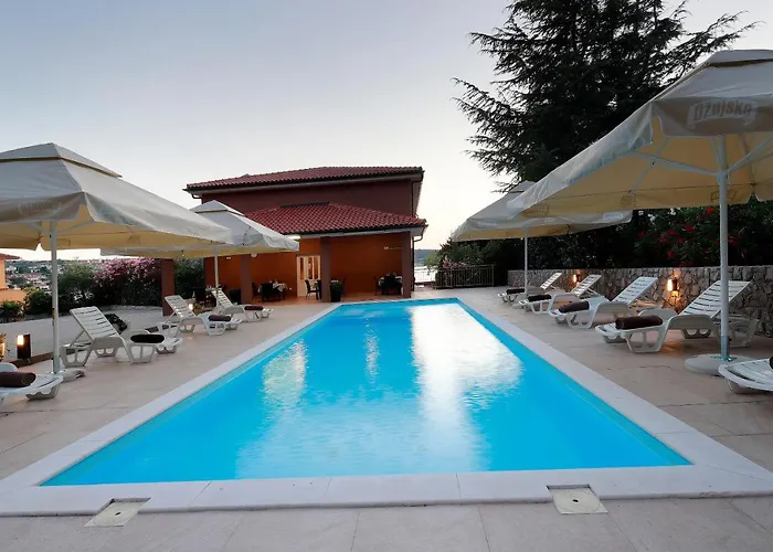 Hoteles en Šilo