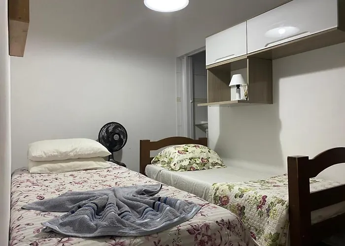 Hostel Gru Economico Com Quartos Individuais E Translado Guarulhos