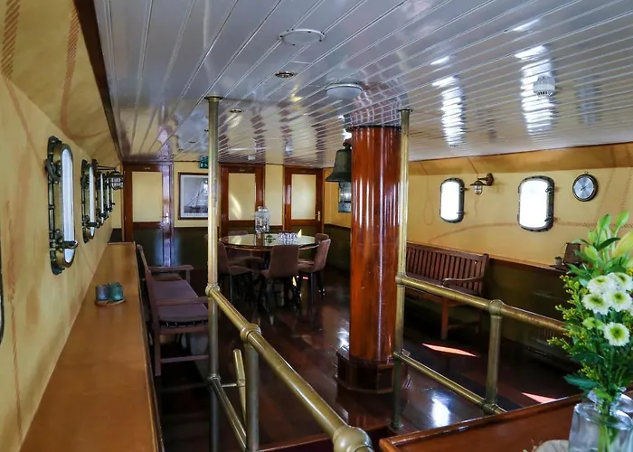 B&B Sailing Ship Summertime Kampen