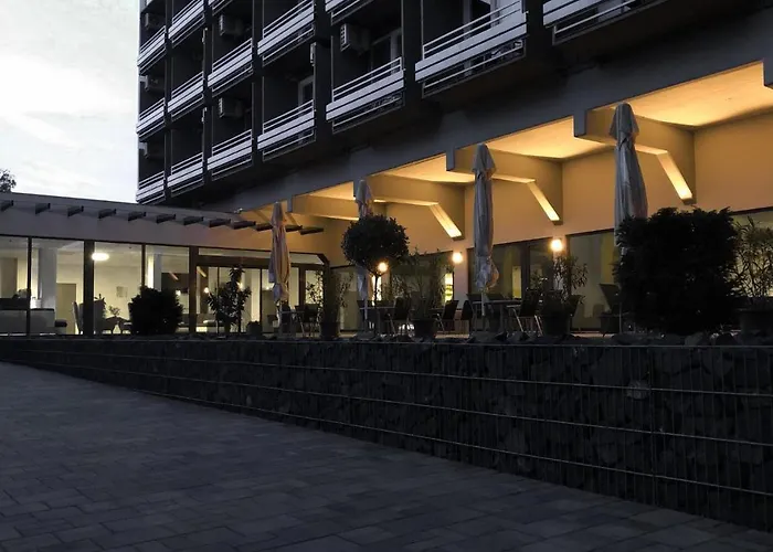 Csopak Hotels