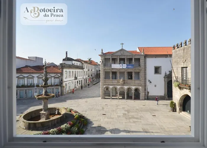 A Botoeira da Praça guest house Viana do Castelo