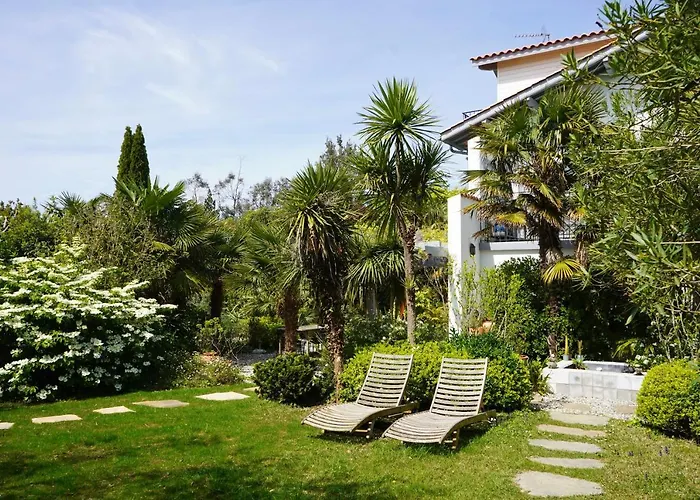 Cabane Romantique A Bidart, Proche Ocean