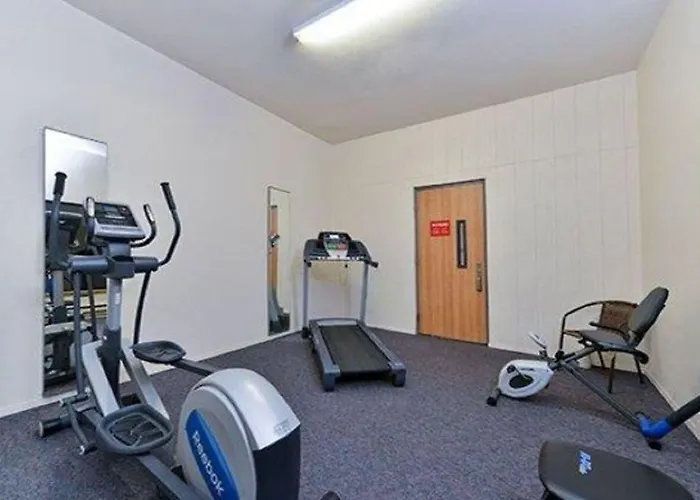 Economy Stay & Suites Tacoma