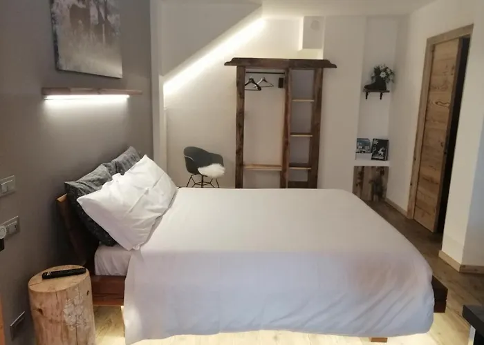 Hotel Fiocco Di Neve Vezza dʼOglio