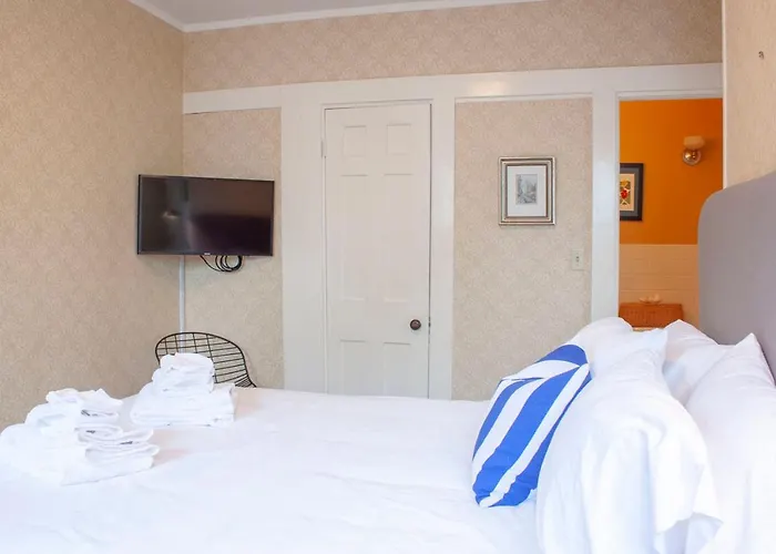 Hawthorn House Hotel Nantucket