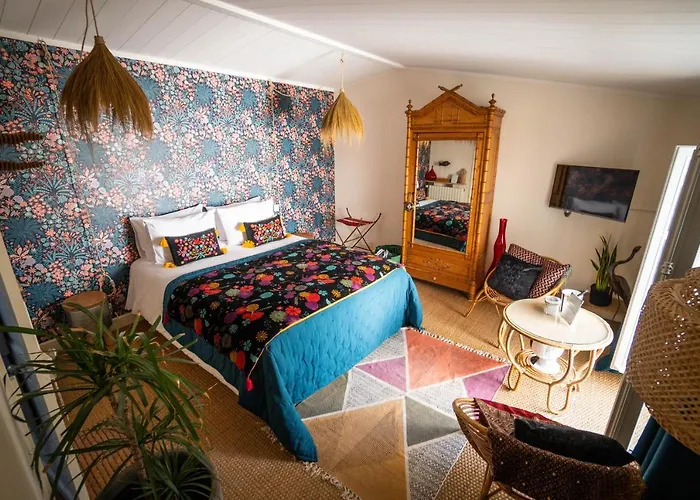 La Belle Amarre-Bed And Breakfast-Maison D'Hotes La Rochelle 