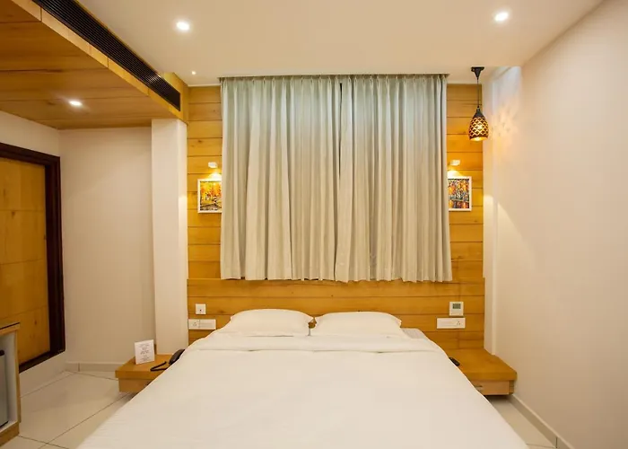 Palakkad Hotels