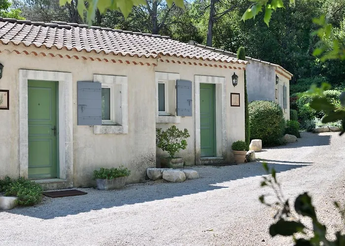 Hôtels à Eyragues