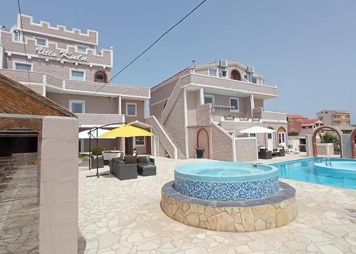 Aparthotel Vila Kula Nin