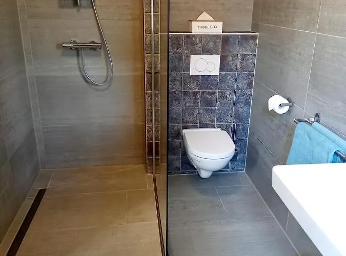 Os Mundos Bed and Breakfast Deurne