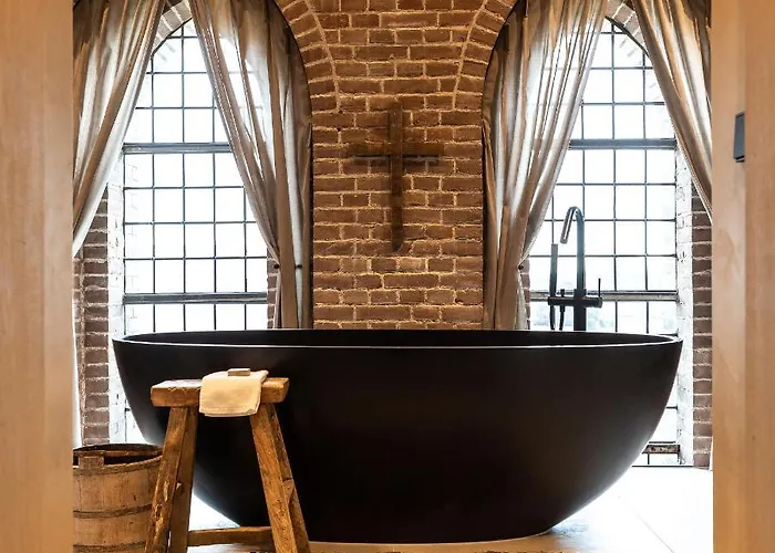 The Clock Tower Hotel Weesp
