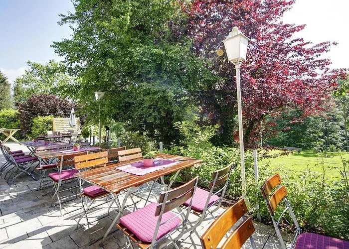 Donzdorf Hotels