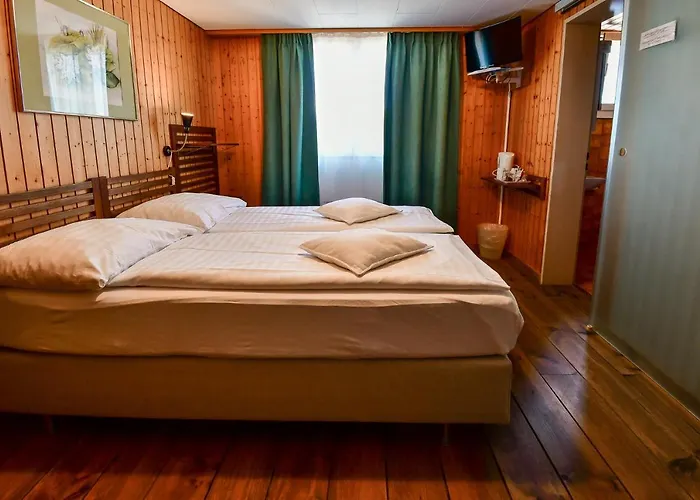 Hotel Tell And Apartments